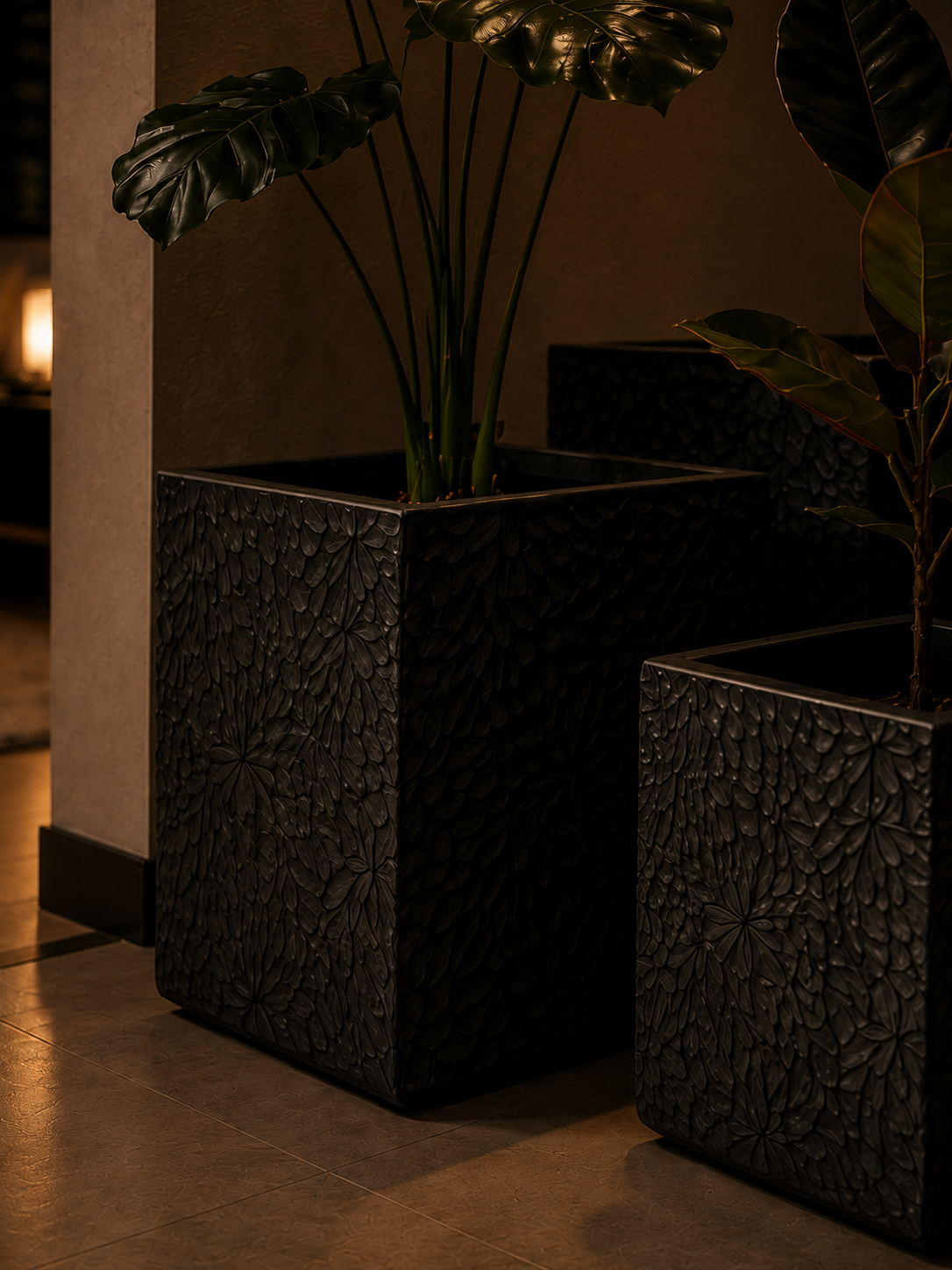 Dark Paradise Quad Planters (Set of 4)